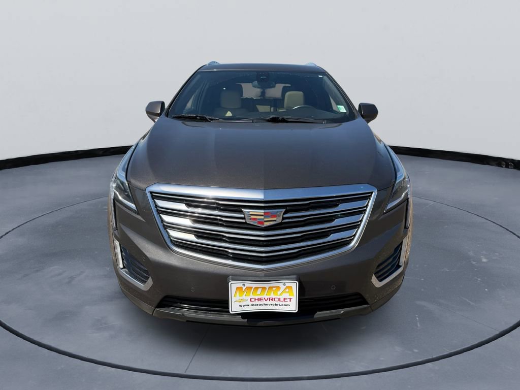 Used 2019 Cadillac XT5 Premium Luxury w/ Trailering Package AWD/4WD image 6