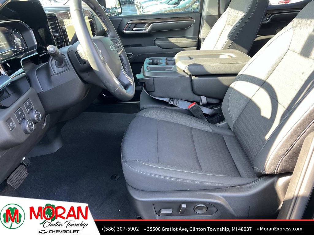 Certified 2023 Chevrolet Silverado 1500 RST w/ LPO, Dark Essentials Package AWD/4WD image 18