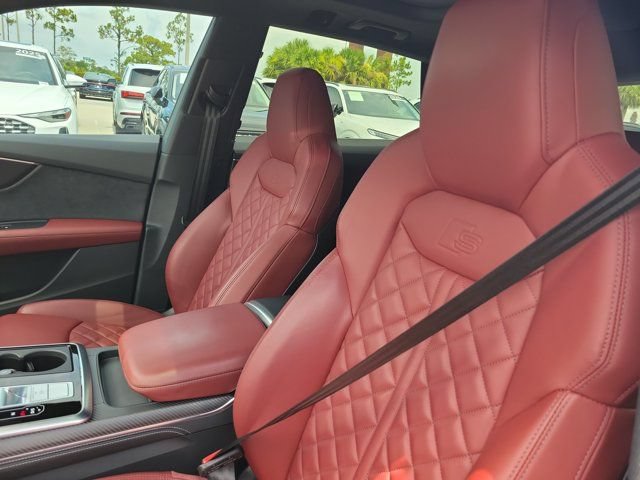 Certified 2025 Audi SQ8 Premium Plus AWD/4WD image 16