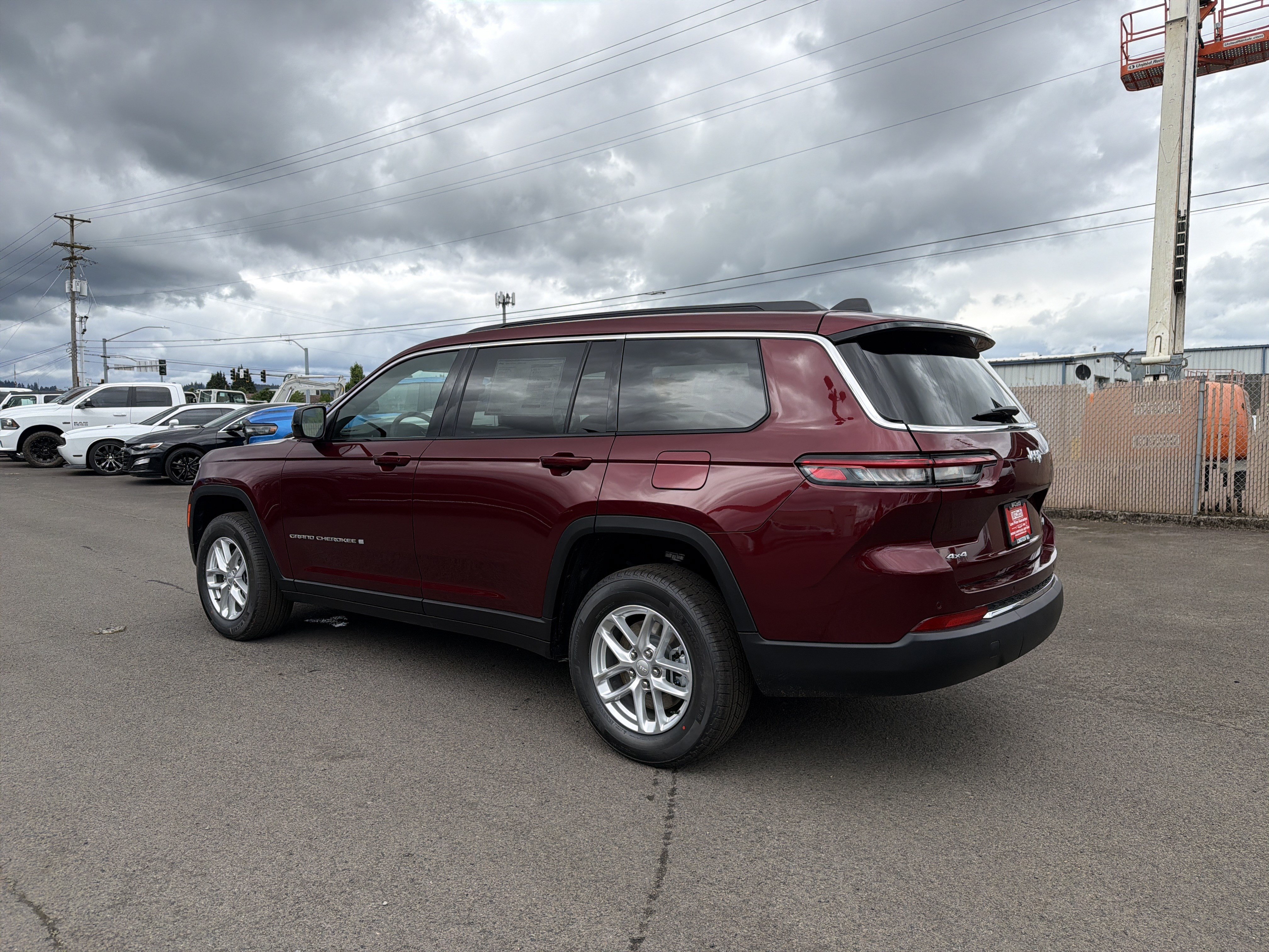 New 2026 Jeep Grand Cherokee L 4WD image 3