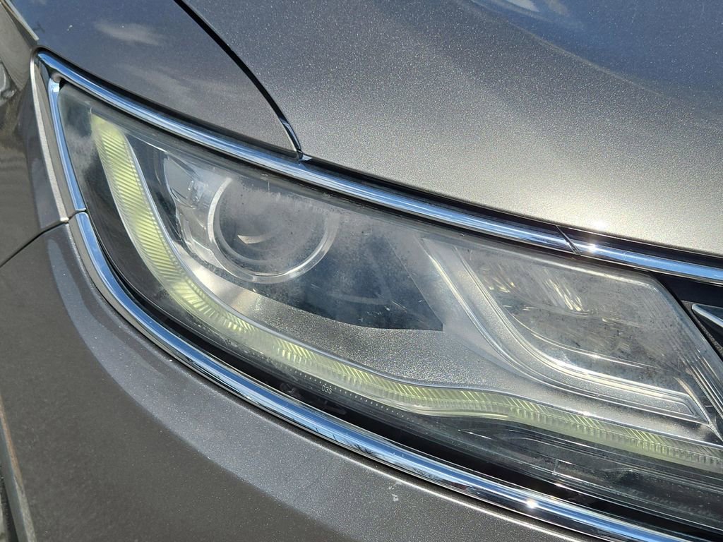 Used 2017 Lincoln MKC Premiere image 5