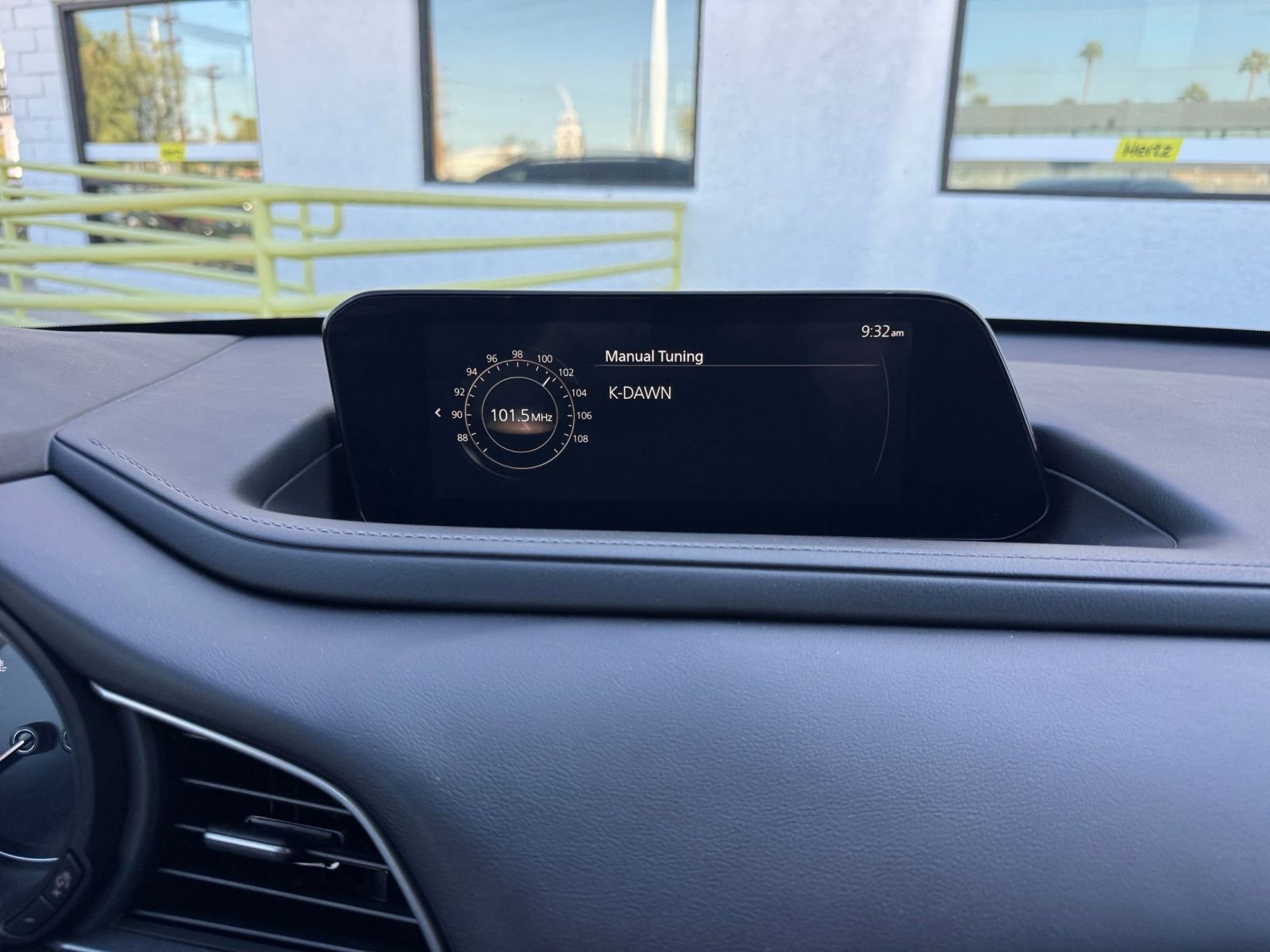 Used 2025 MAZDA CX-30 AWD 2.5 S w/ Select Sport Pkg image 21