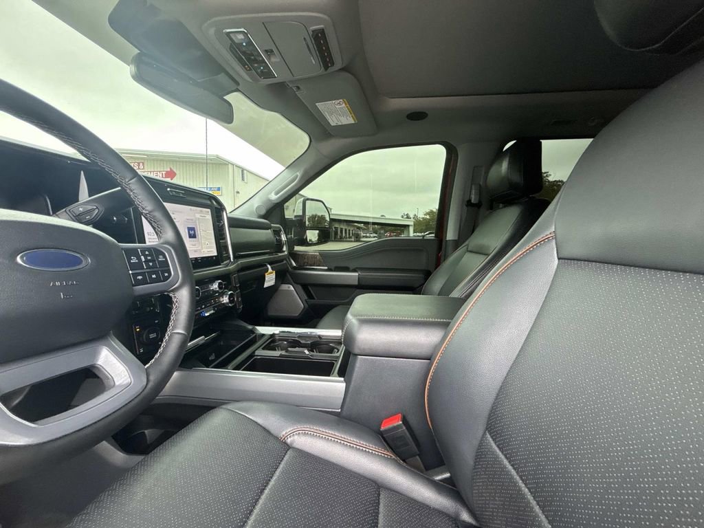 Used 2025 Ford F250 Lariat w/ Lariat Ultimate Package AWD/4WD image 10