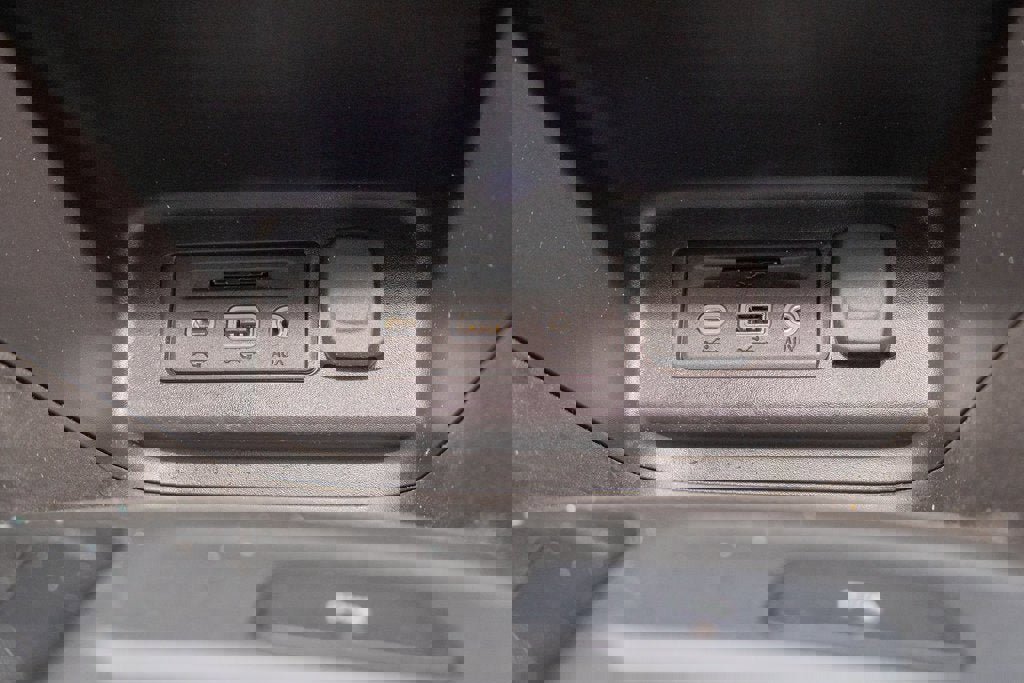 Certified 2022 Chevrolet Equinox RS w/ RS Leather Package image 25