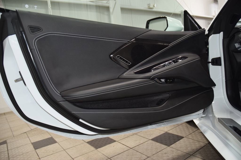 Used 2023 Chevrolet Corvette Stingray Preferred Conv w/ Z51 Performance Package RWD image 36