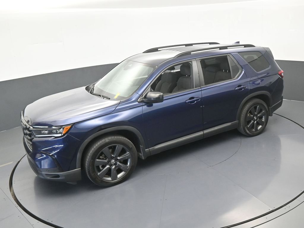 Used 2025 Honda Pilot Sport image 61