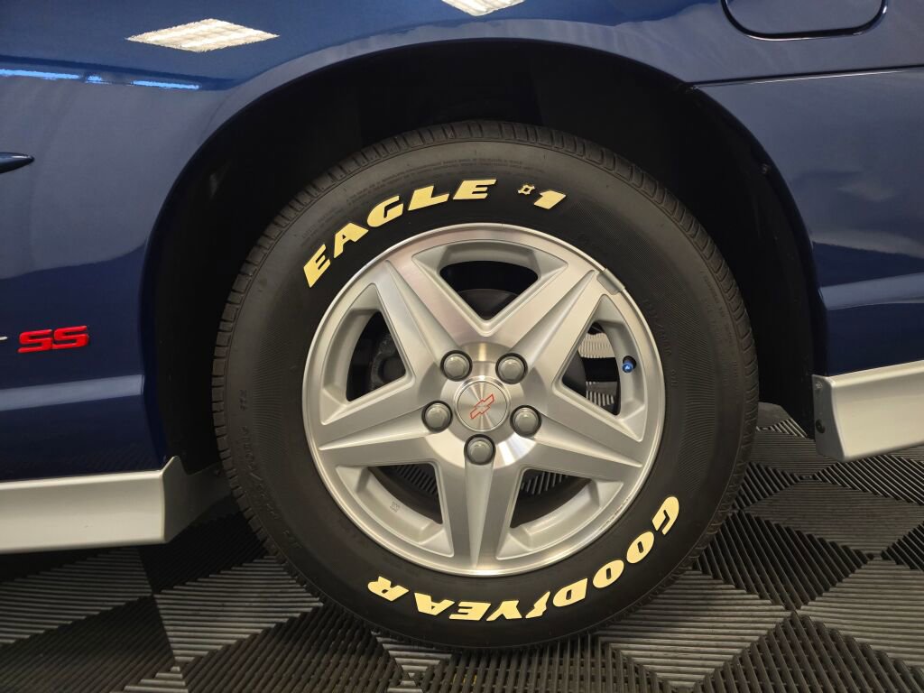 Used 2003 Chevrolet Monte Carlo SS image 18