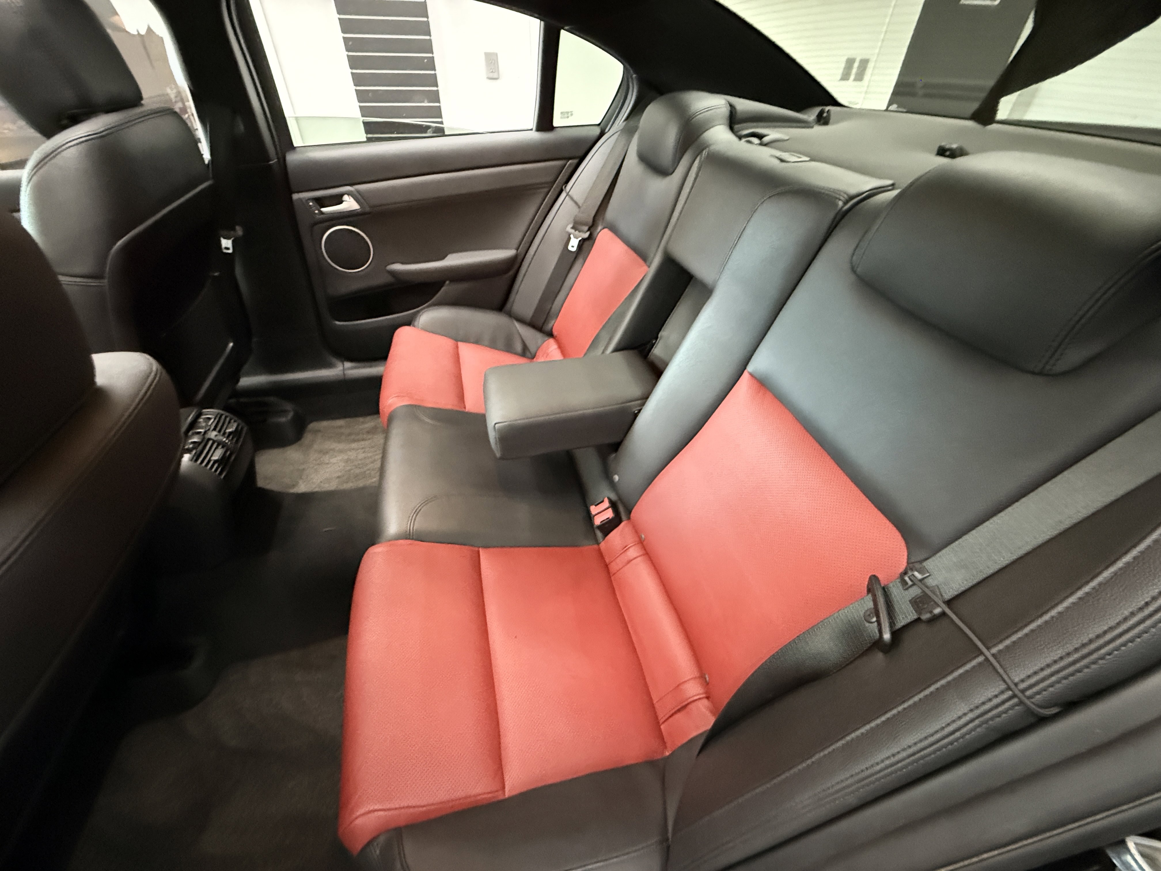 Used 2008 Pontiac G8 GT w/ Premium Package RWD image 18