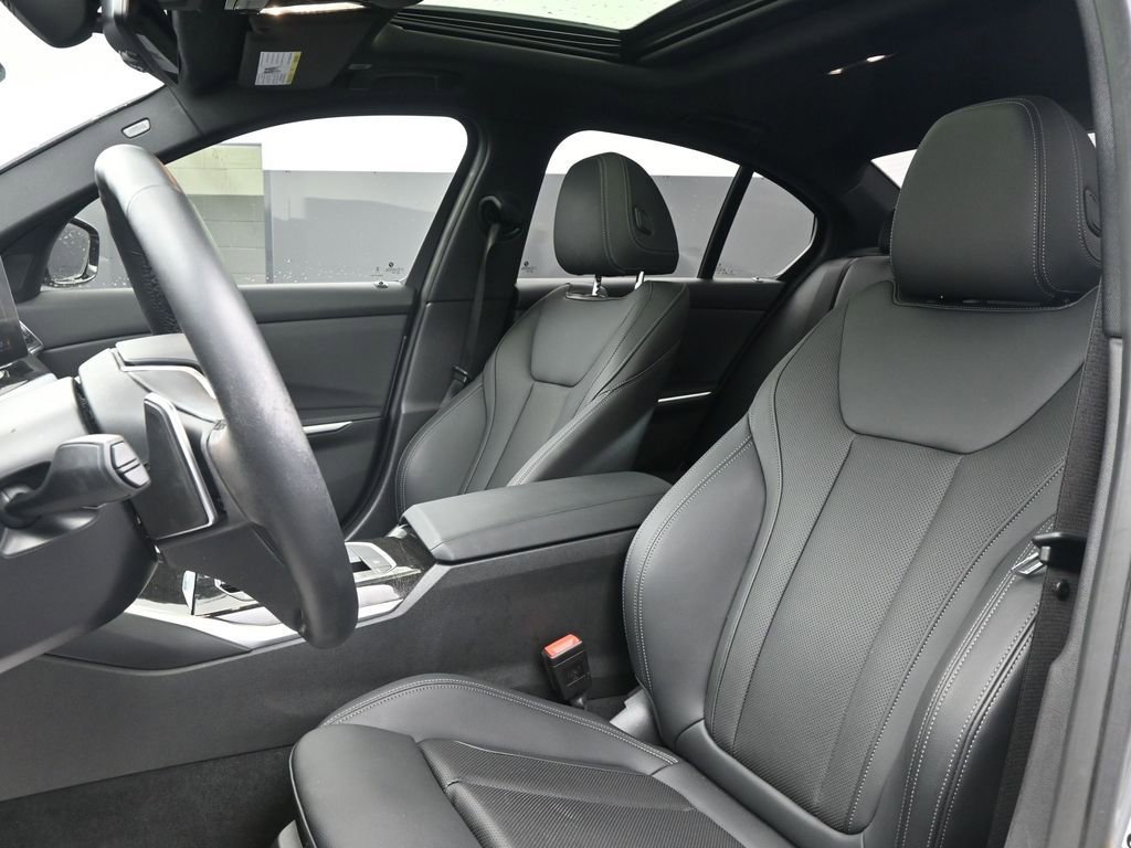 Used 2023 BMW 330i xDrive Sedan w/ Premium Package image 3