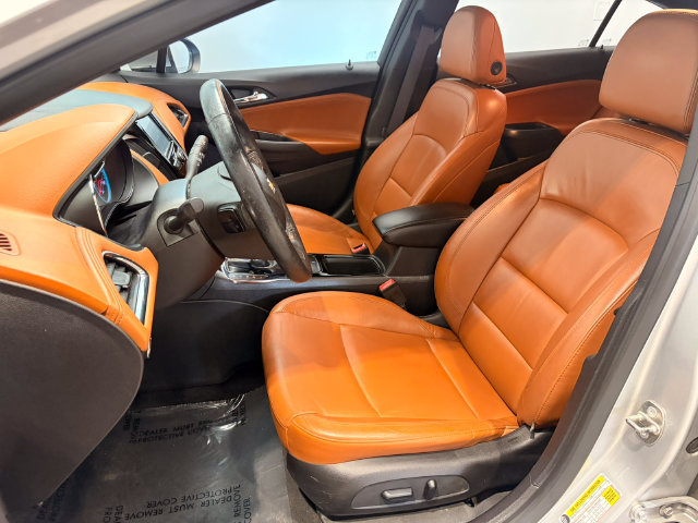 Used 2017 Chevrolet Cruze Premier FWD image 12