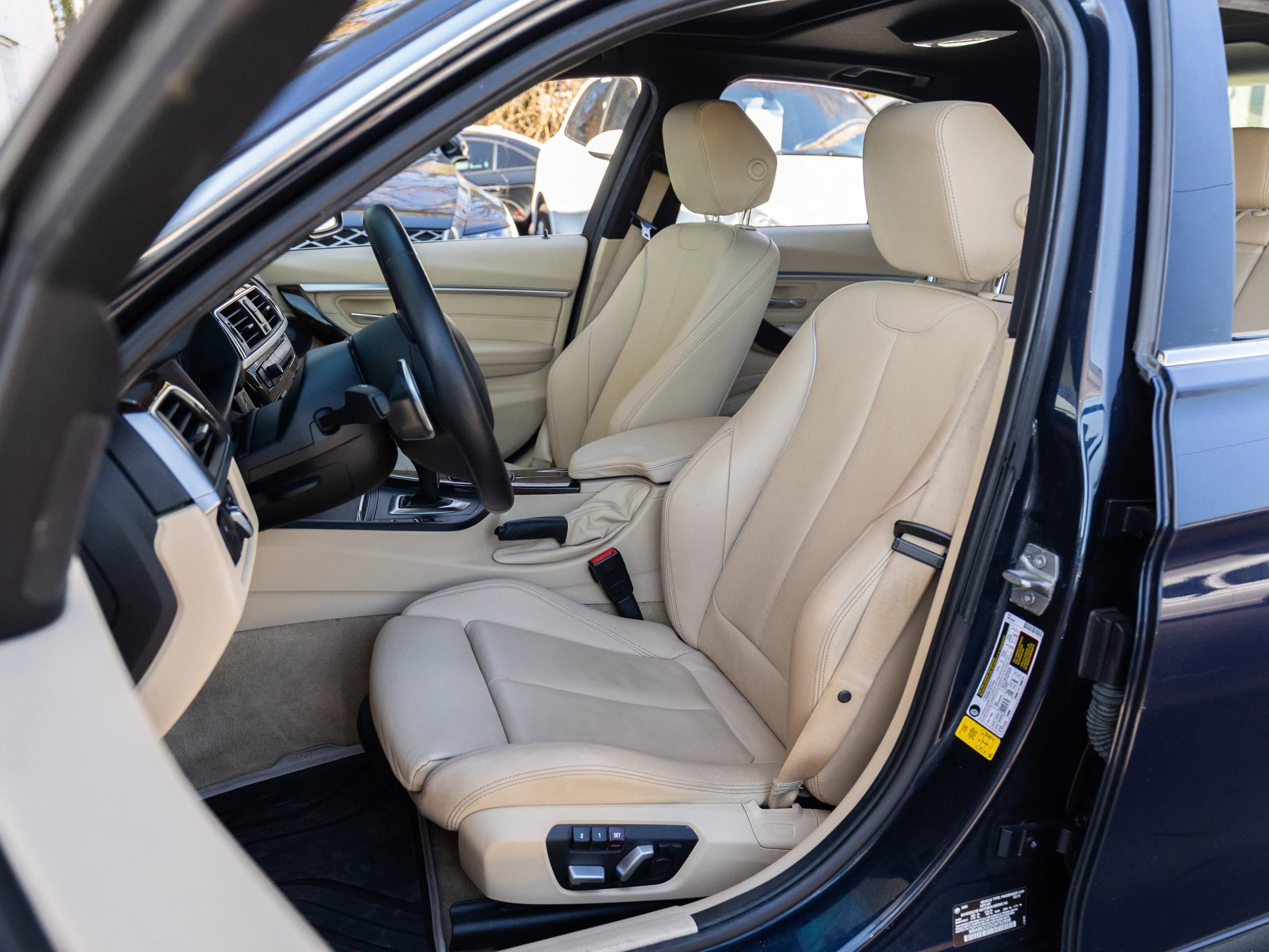 Used 2016 BMW 340i Sedan image 16