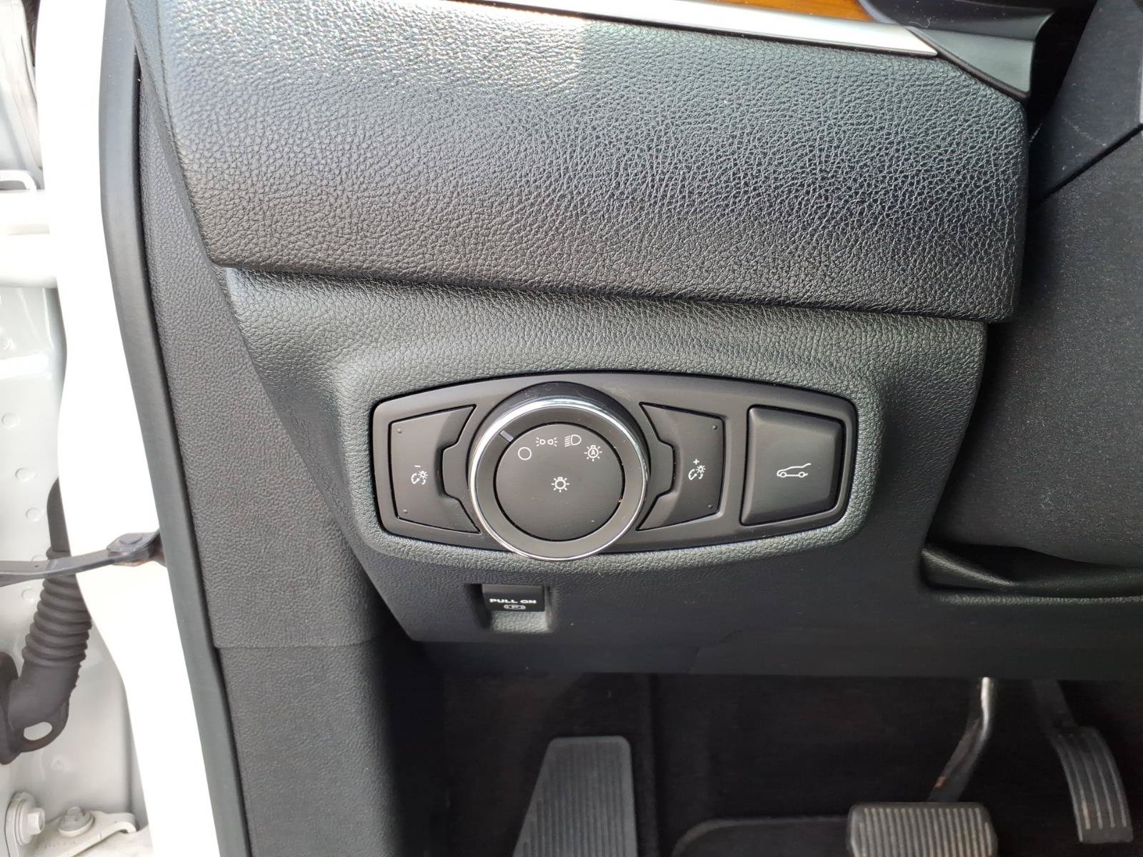 Used 2017 Lincoln MKC Reserve AWD/4WD image 13