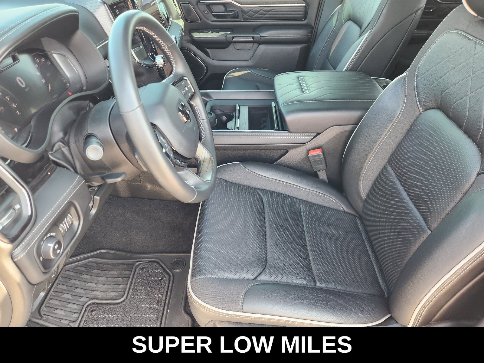 Used 2025 RAM 1500 Limited w/ Body Color Bumper Group AWD/4WD image 17