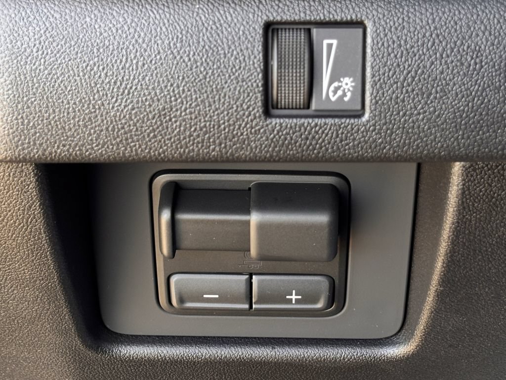 New 2026 GMC Canyon Elevation w/ Convenience Package RWD image 19