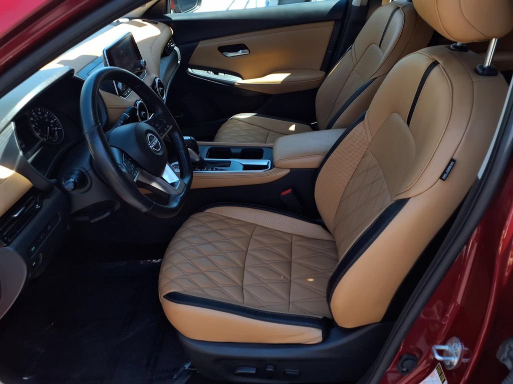 Used 2025 Nissan Sentra SV w/ SV Premium Package FWD image 17