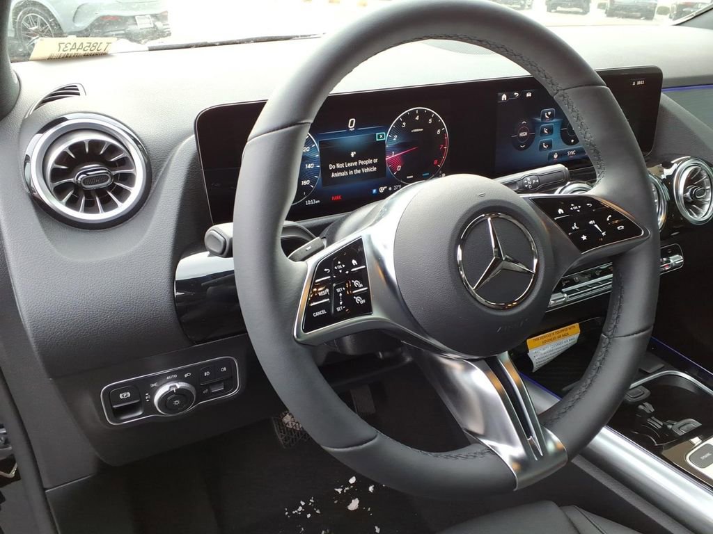 New 2026 Mercedes-Benz GLA 250 4MATIC image 16