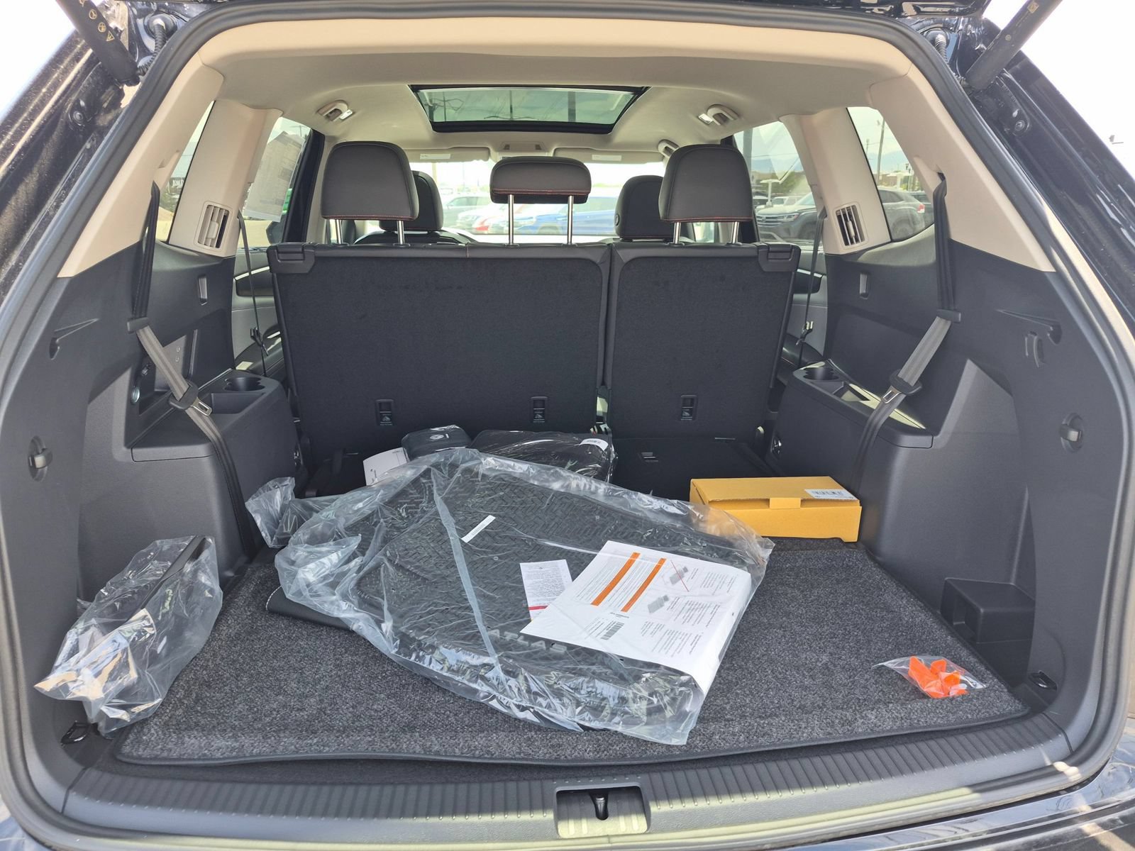 New 2026 Volkswagen Atlas Peak Edition AWD/4WD image 26
