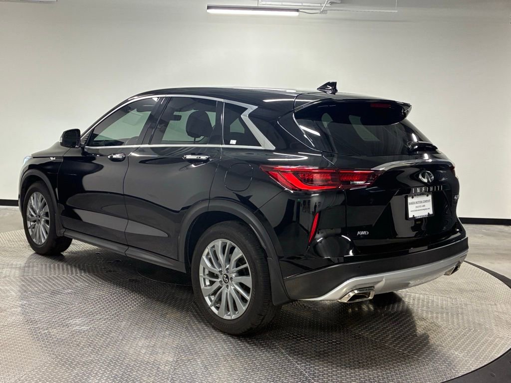 Used 2025 INFINITI QX50 Pure AWD/4WD image 3
