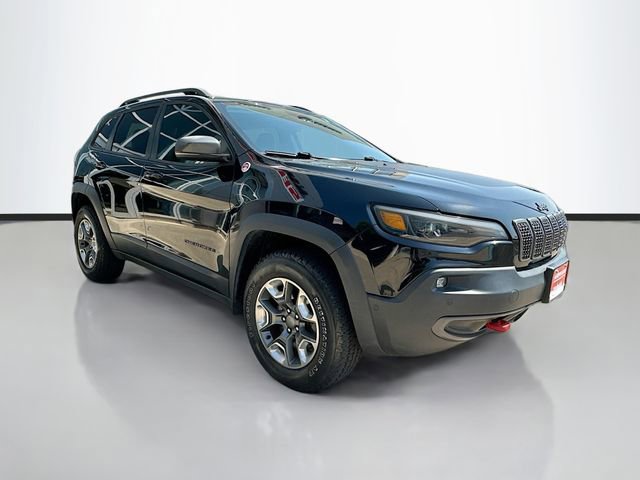Used 2019 Jeep Cherokee Trailhawk image 3