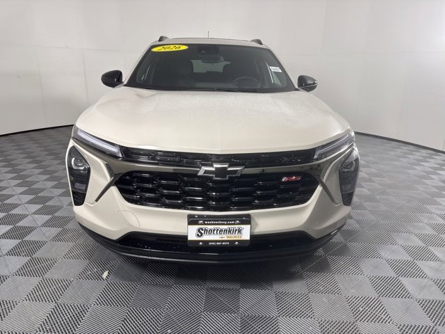 New 2026 Chevrolet Trax RS w/ Sunroof Package image 8