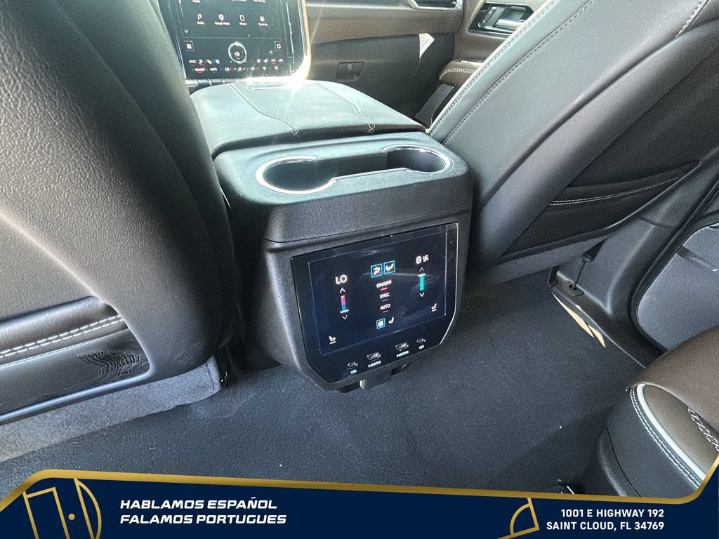 Used 2026 GMC Yukon Denali Ultimate AWD/4WD image 28