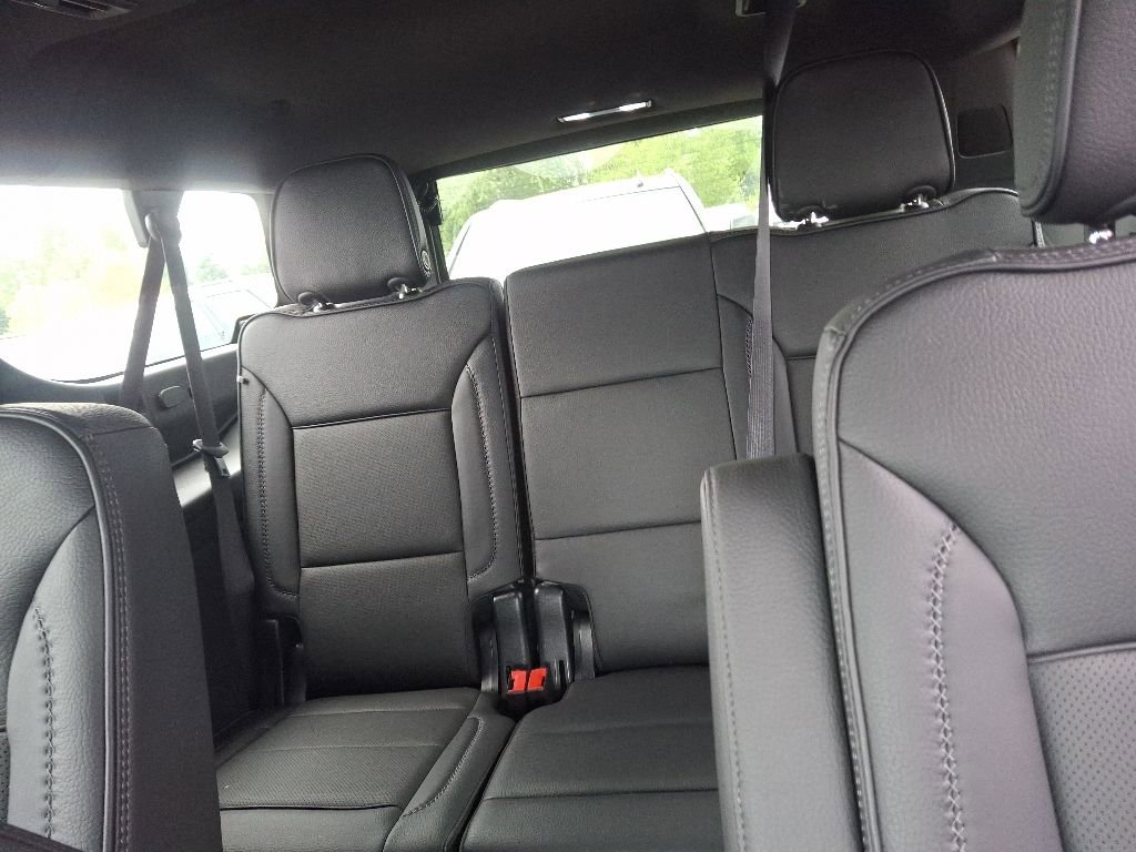 Used 2023 GMC Yukon XL Denali AWD/4WD image 12