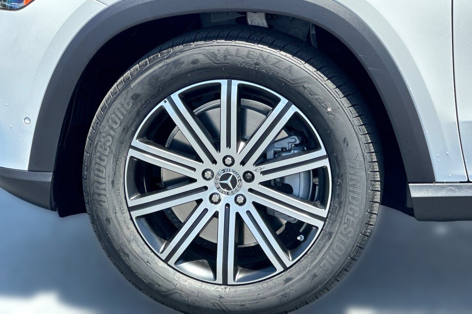 New 2026 Mercedes-Benz GLE 450e 4MATIC image 13