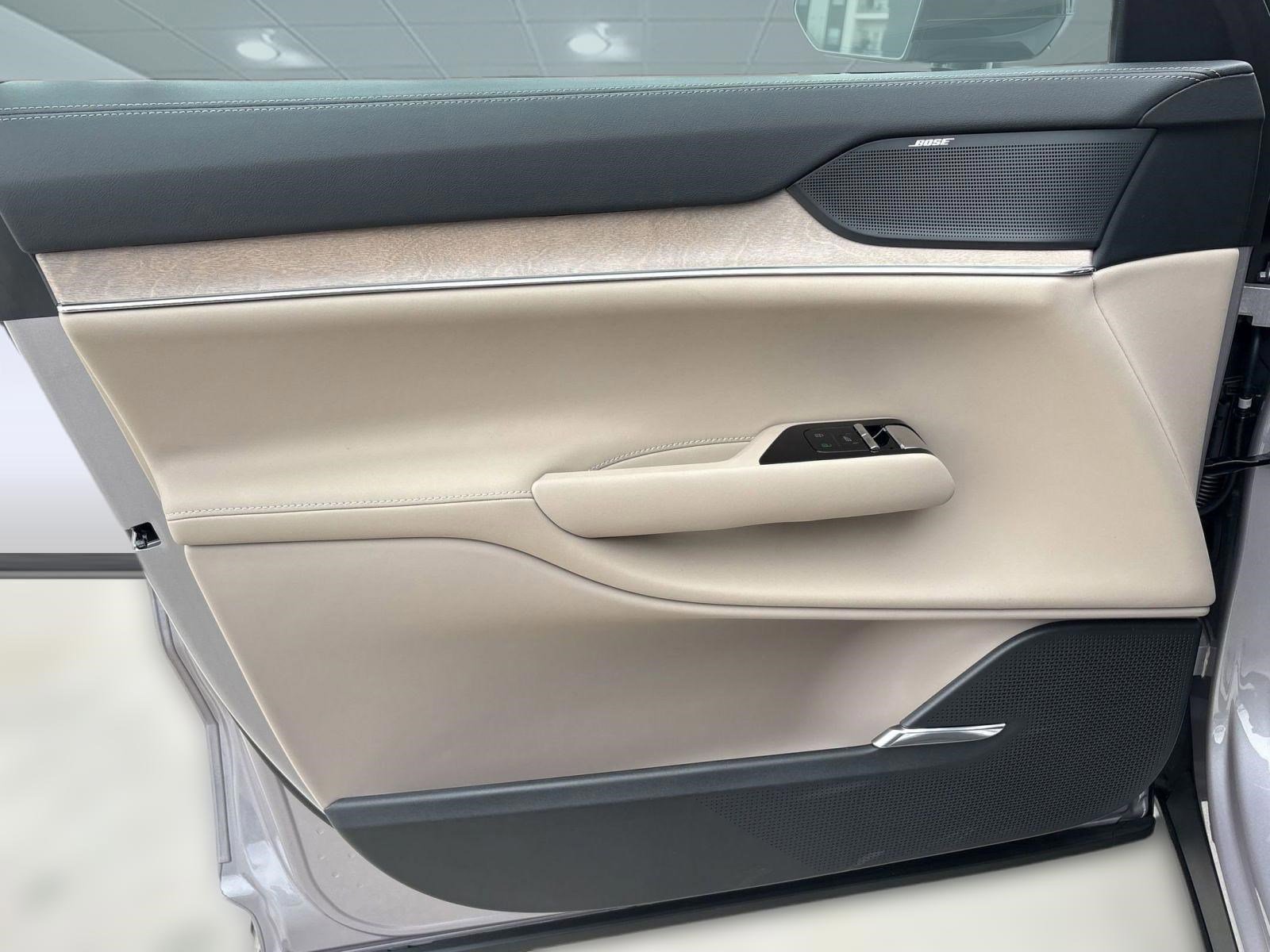 New 2026 Volvo EX90 Plus RWD image 20