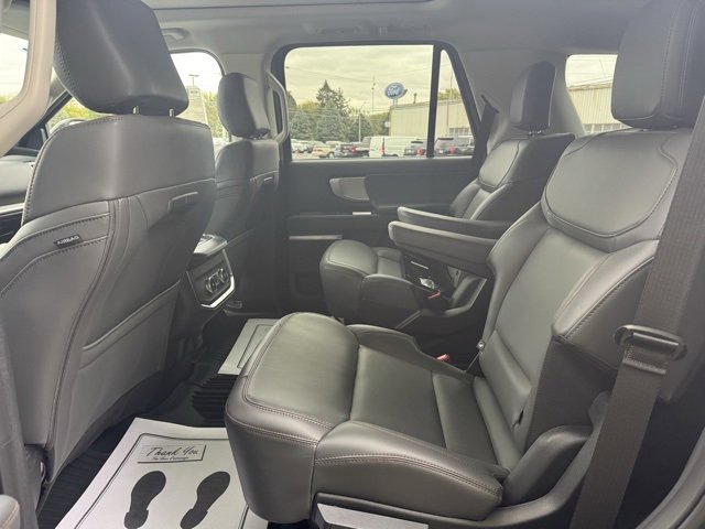 New 2025 Ford Expedition Active image 10