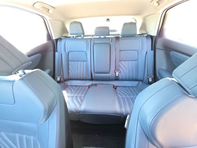 Used 2023 Nissan Ariya PLATINUM+ e-4ORCE image 22