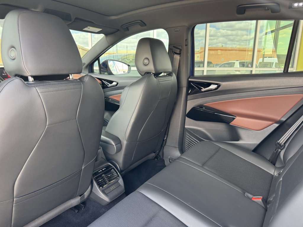 Used 2022 Volkswagen ID.4 Pro S image 35