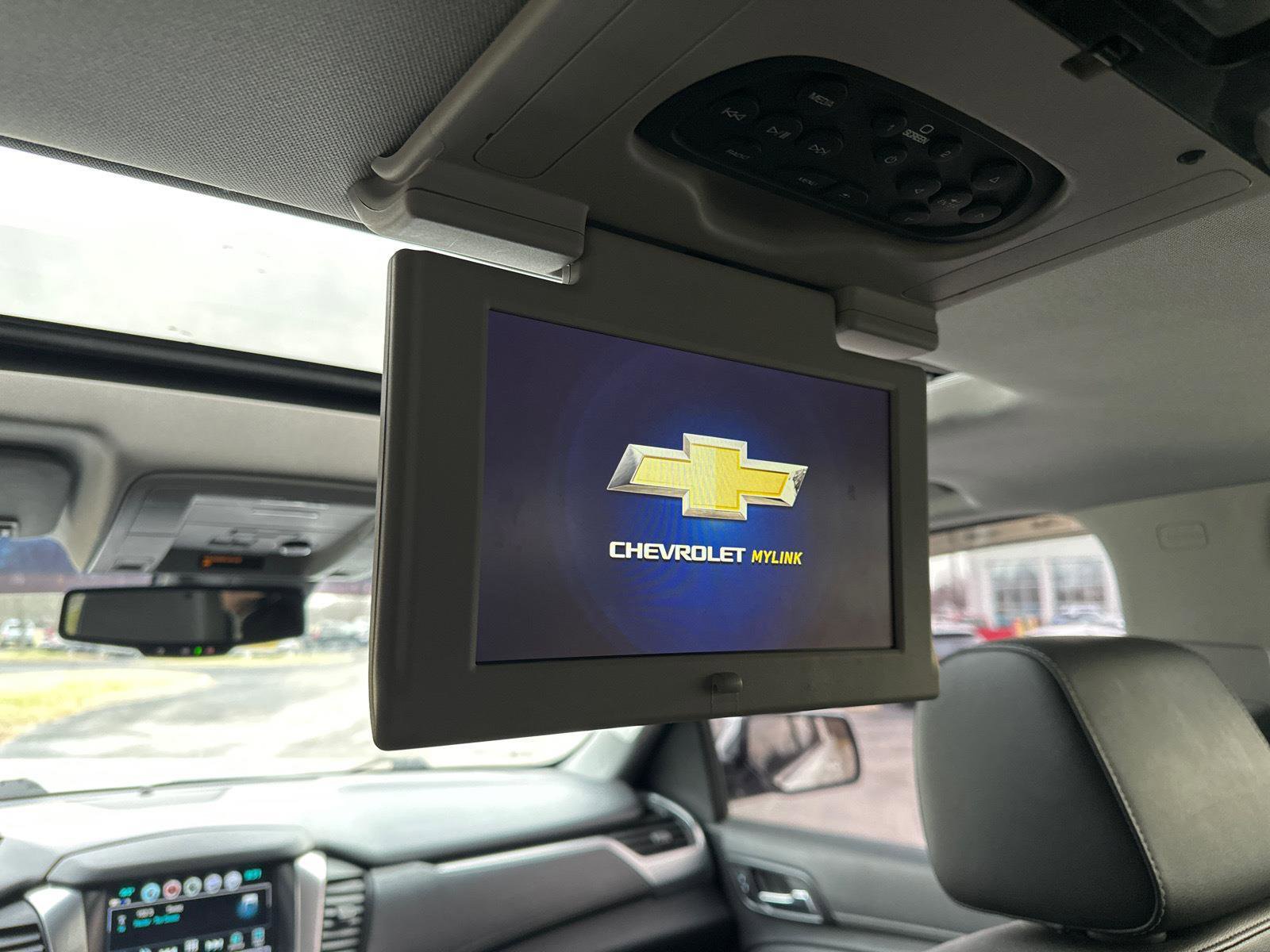 Used 2019 Chevrolet Suburban Premier image 37
