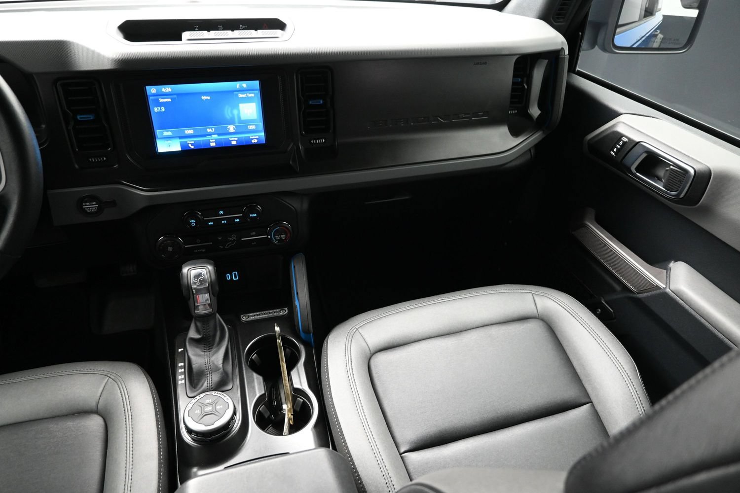 Used 2023 Ford Bronco Black Diamond AWD/4WD image 38