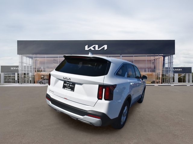 New 2026 Kia Sorento LX FWD image 4