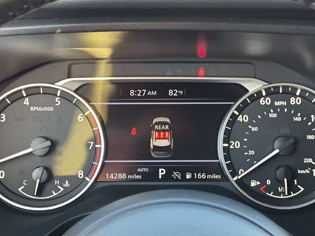 Used 2024 Nissan Rogue SV w/ SV Premium Package AWD/4WD image 14