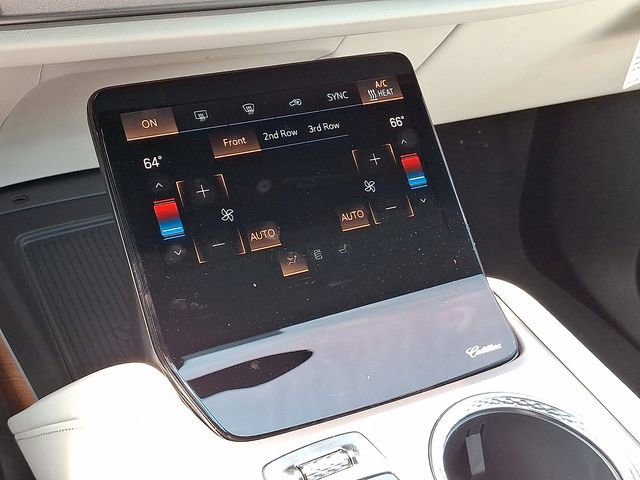 New 2026 Cadillac Vistiq Sport w/ LPO, Floor Liner Package image 10