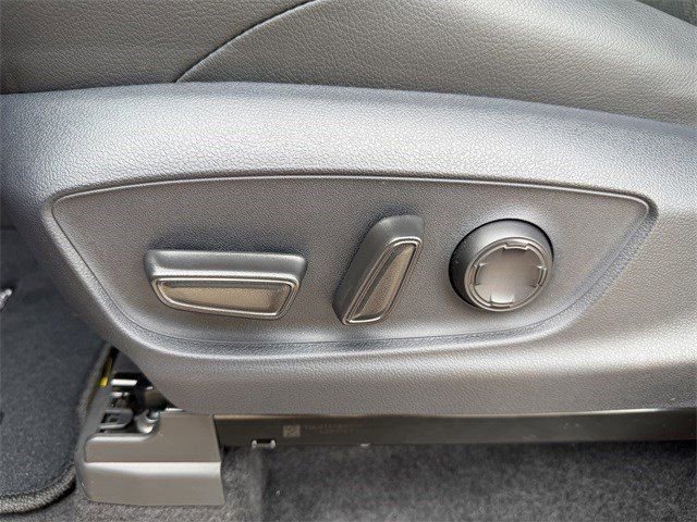 New 2026 Toyota Tacoma Limited image 28