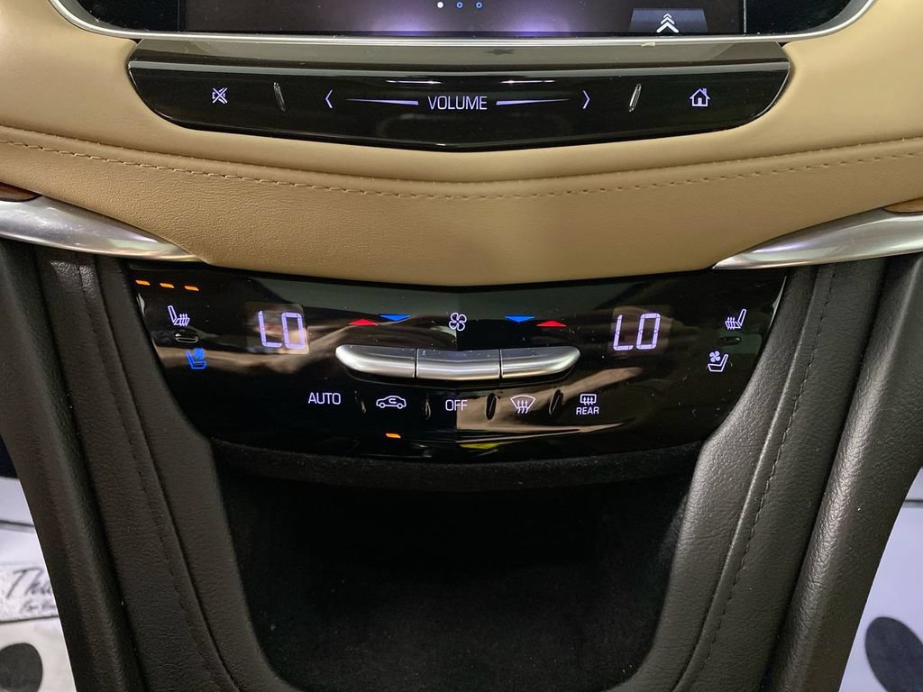 Certified 2019 Cadillac XT5 Platinum AWD/4WD image 18