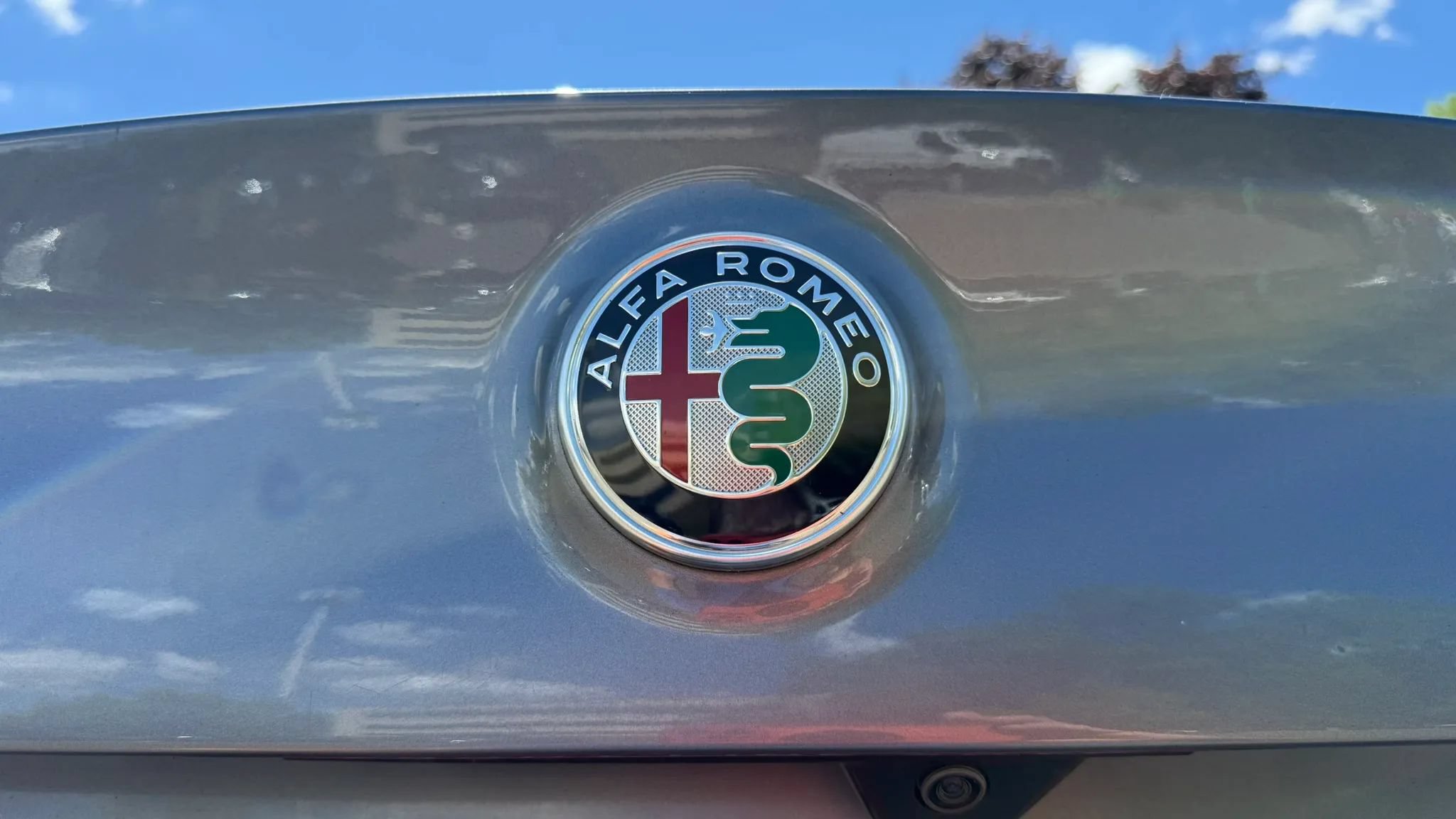 Used 2018 Alfa Romeo Giulia AWD image 37