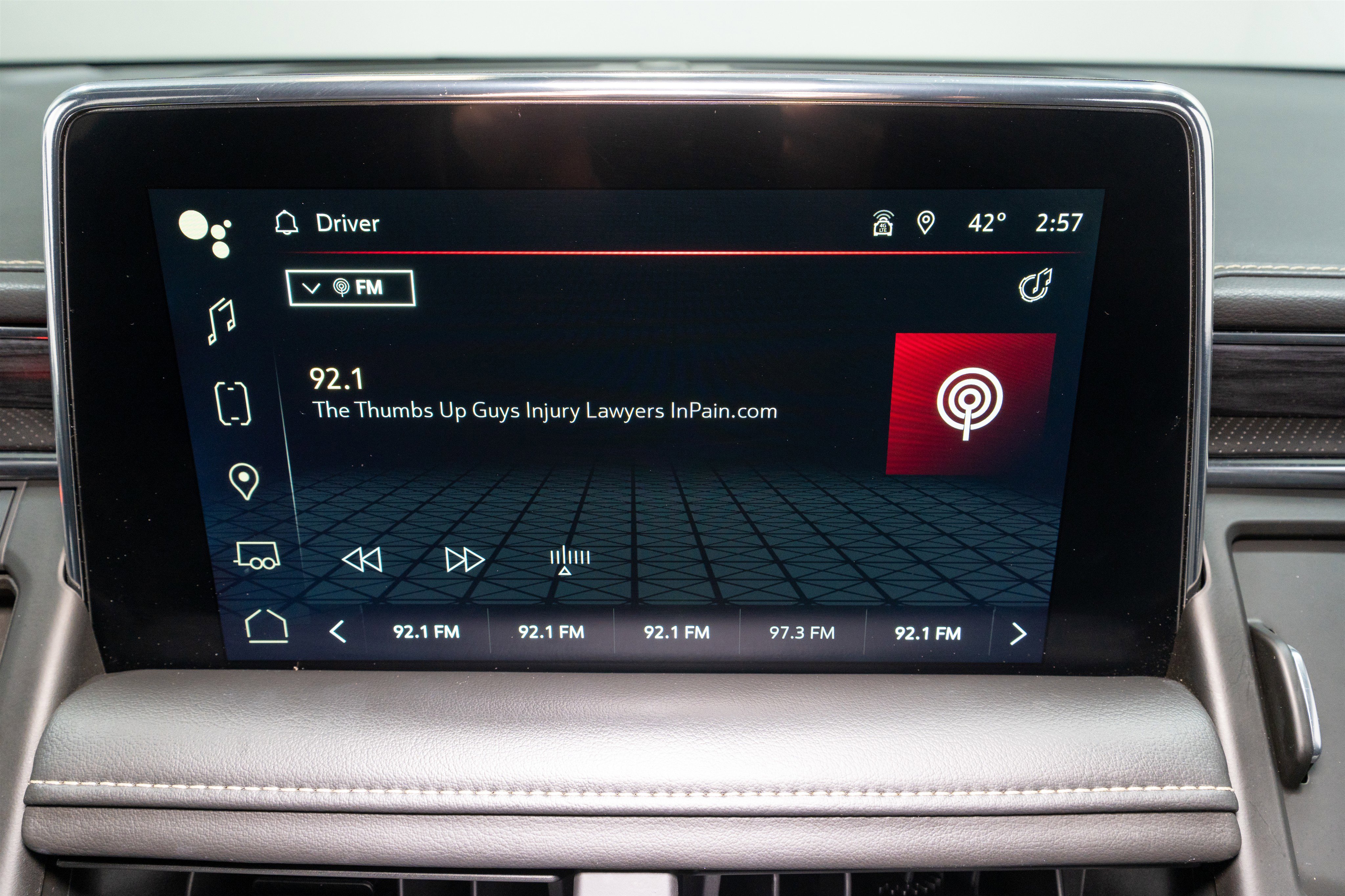 Used 2023 GMC Yukon SLT image 16