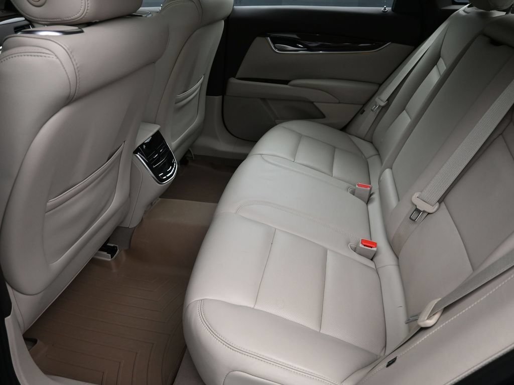 Used 2016 Cadillac XTS Premium FWD image 11
