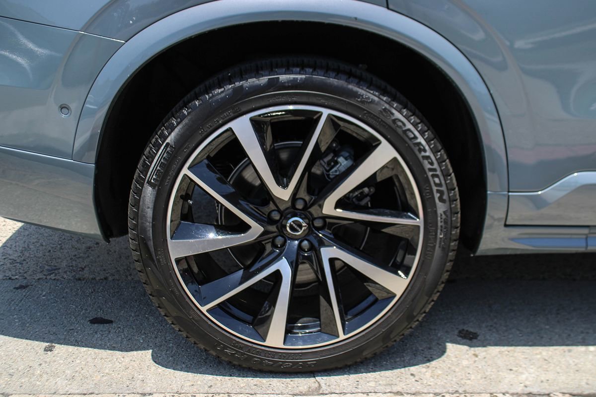 Used 2023 Volvo XC90 T8 Ultimate w/ Protection Package Premier AWD/4WD image 38