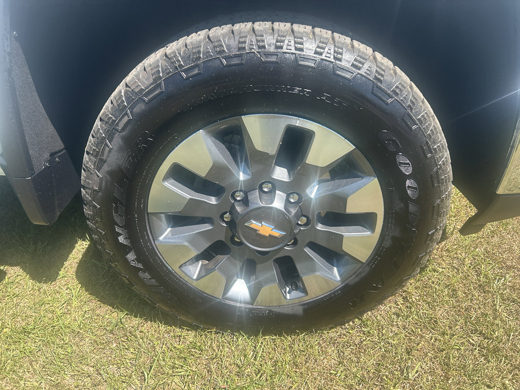 Used 2025 Chevrolet Silverado 2500 LT w/ All Star Edition AWD/4WD image 37
