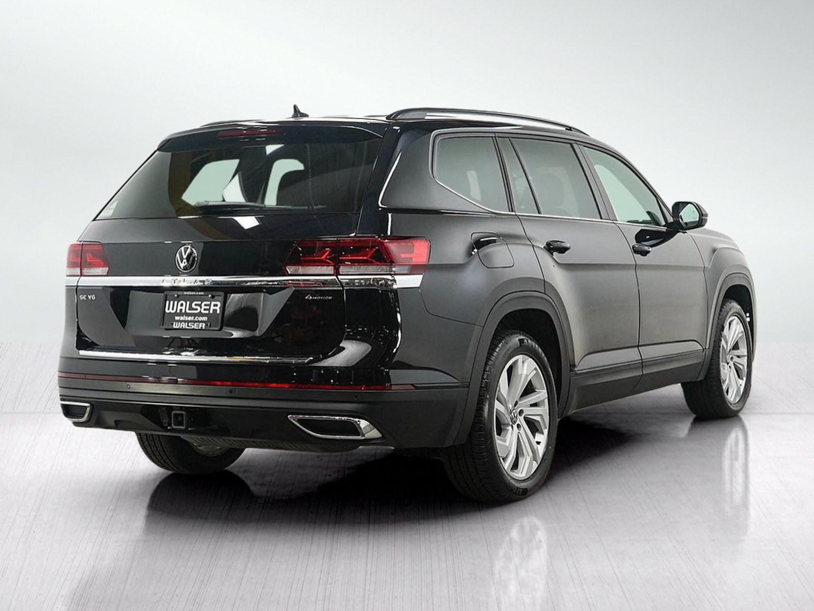 Used 2023 Volkswagen Atlas SE AWD/4WD image 5