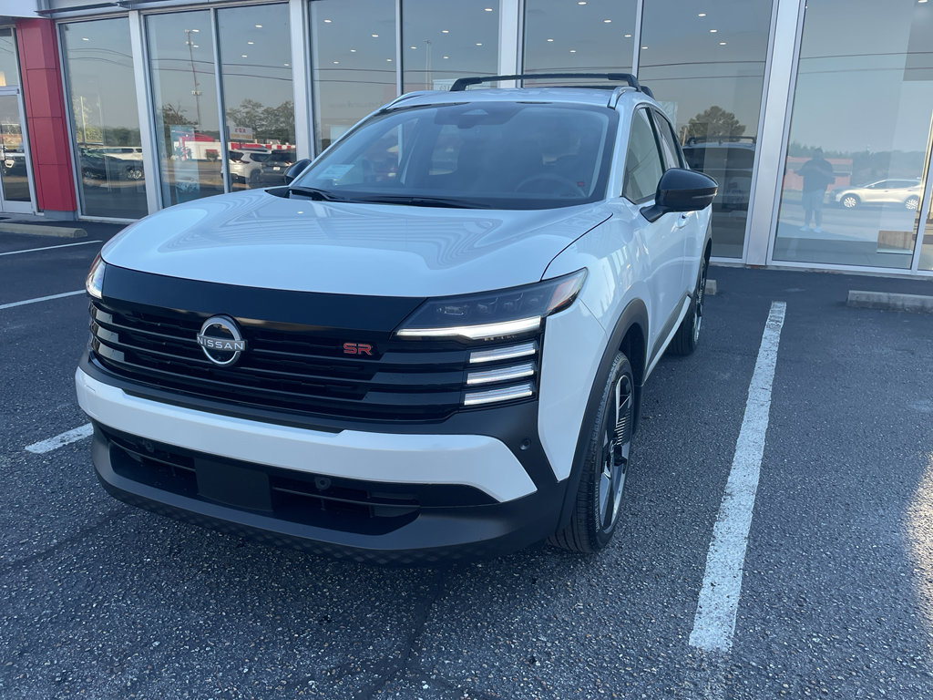 New 2026 Nissan Kicks SR w/ Cold Weather Package image 5