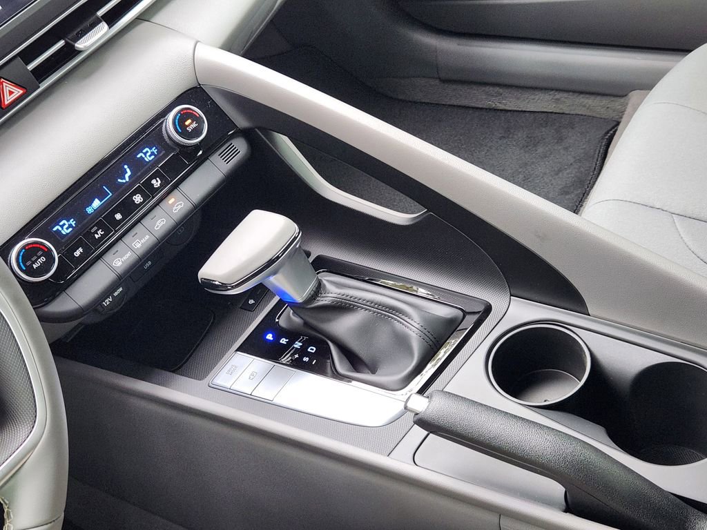 New 2026 Hyundai Elantra Sport FWD image 14