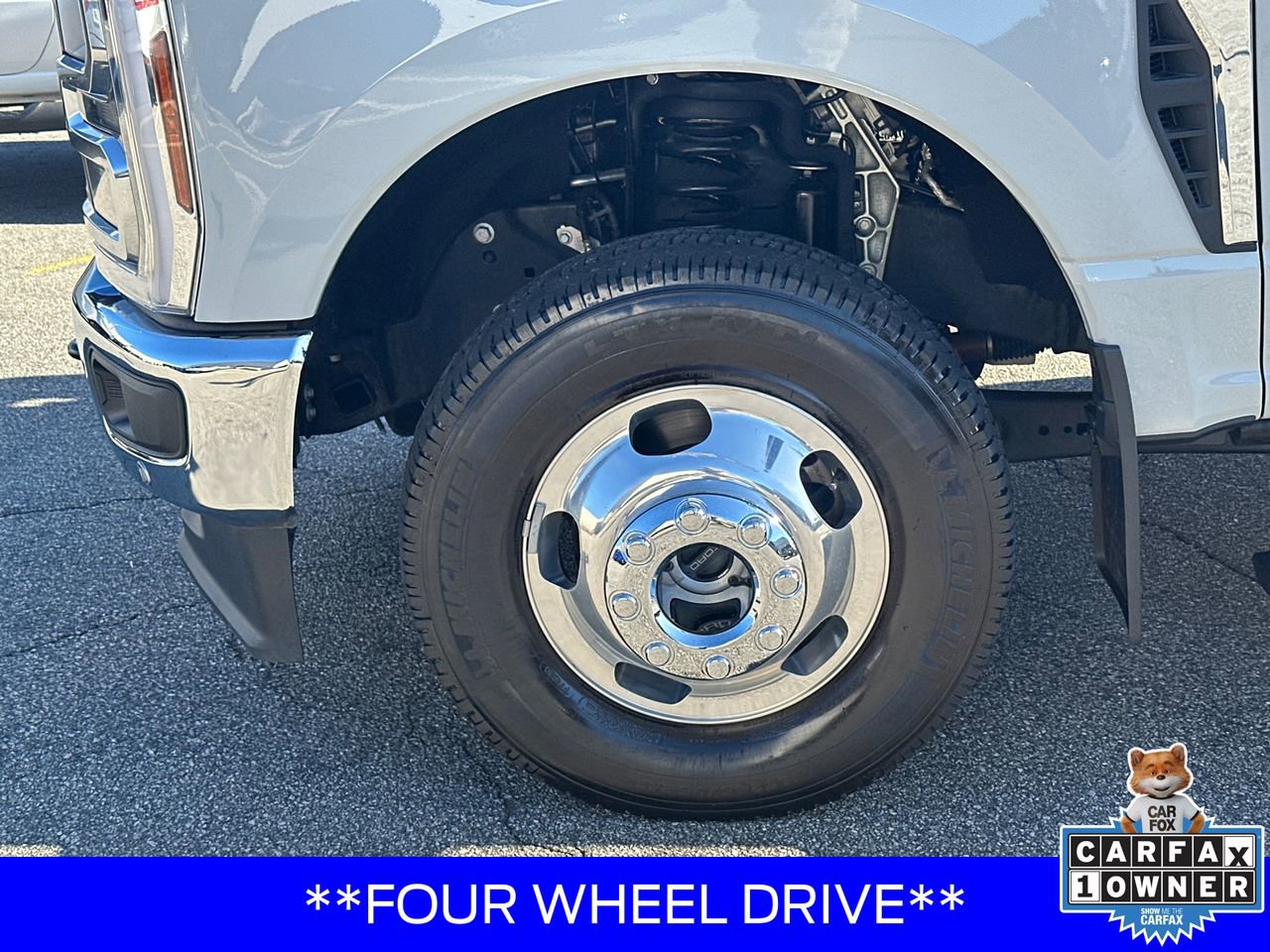Used 2025 Ford F350 Lariat w/ Lariat Ultimate Package image 11