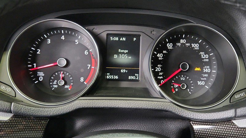 Used 2019 Volkswagen Passat 2.0T SE R-Line image 13
