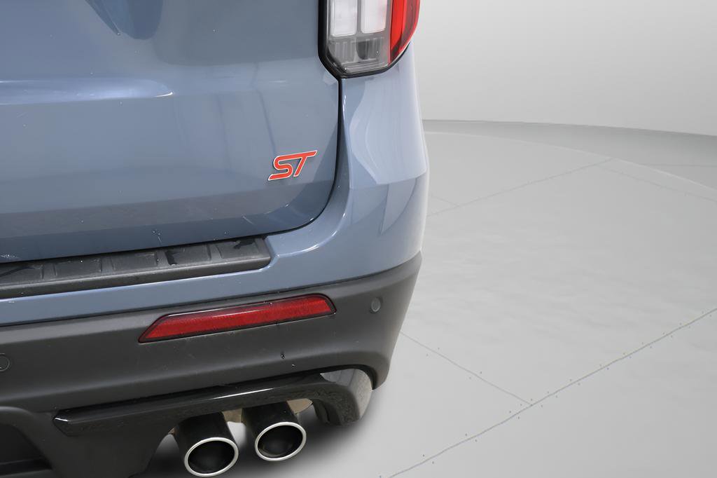 Used 2025 Ford Explorer ST image 41