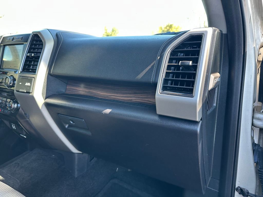 Used 2017 Ford F150 Lariat image 47